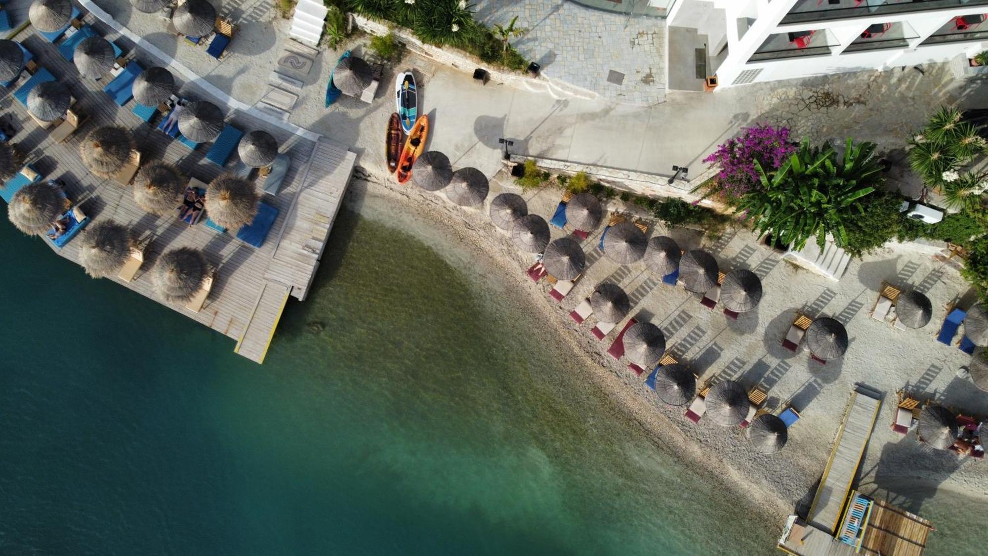 Manta Hotel Ксамил Экстерьер фото