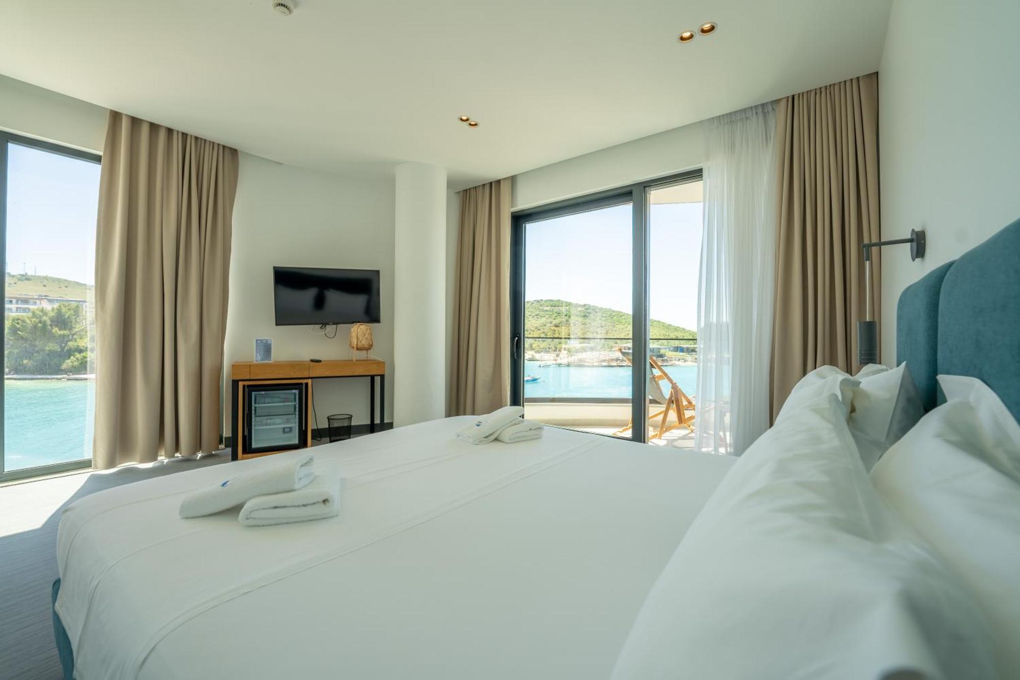 Manta Hotel Ксамил Экстерьер фото